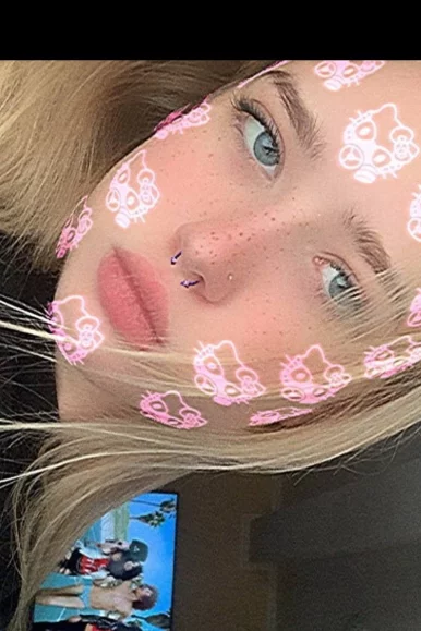 Photo of model @polinaaaa