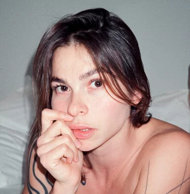 Photo of model @poly_luna