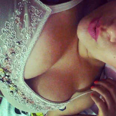 Photo of model @polypoketbunduda