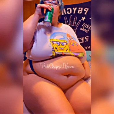 Photo of model @porkchopsnbuns