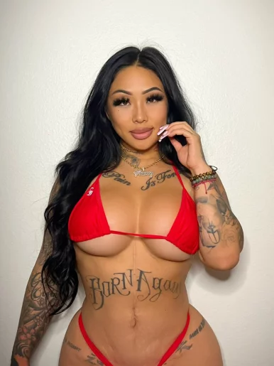 Photo of model @porshaboo