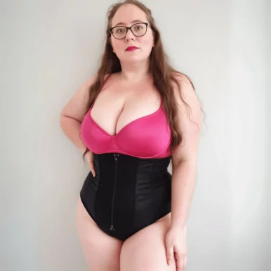 Photo of model @poshbbwfindom