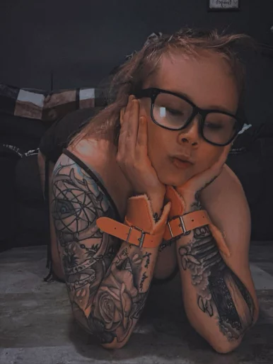 Photo of model @prettycmslt