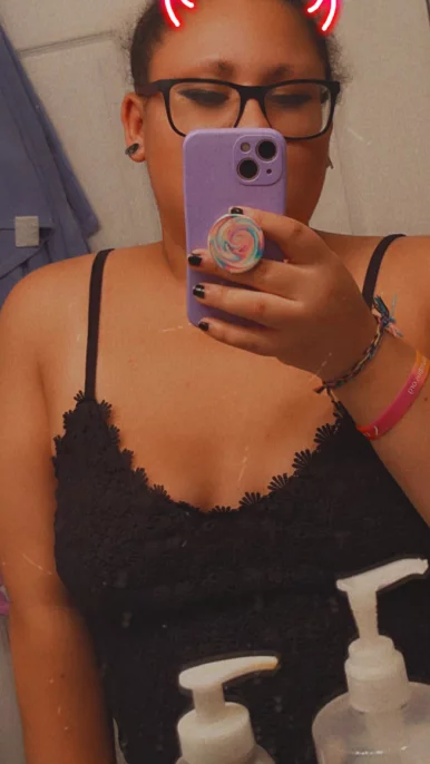 Photo of model @prettyemokitty