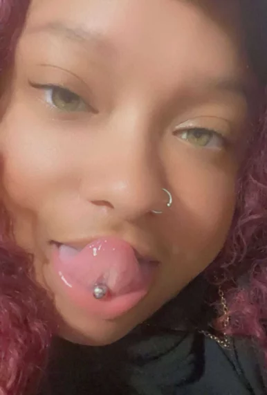 Photo of model @prettyeyedredbone