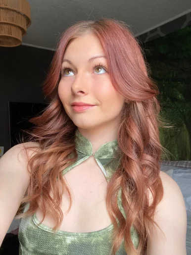 Photo of model @prettypeachrings2.0