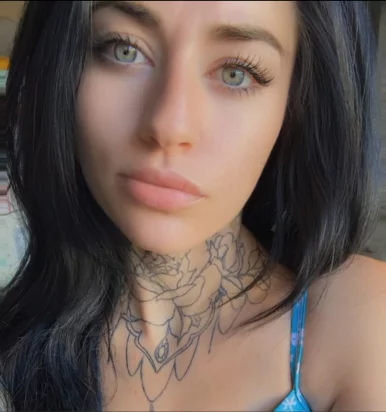 Photo of model @prettyprinsex