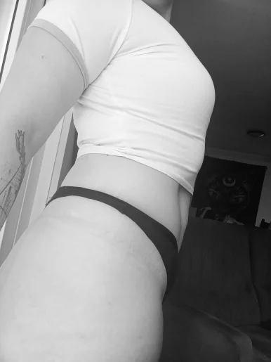 Photo of model @priestessfairyx