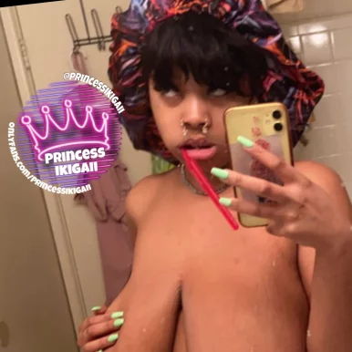 Photo of model @princessikigaii