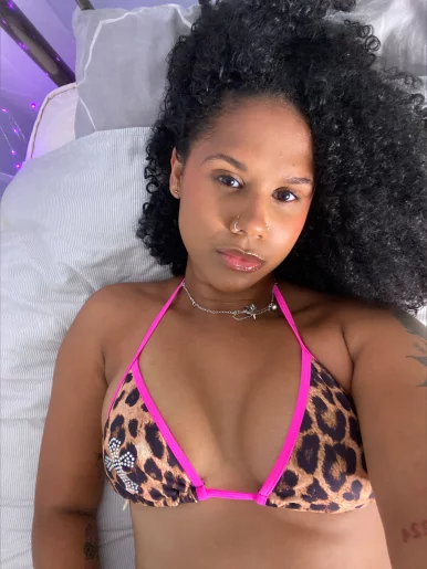 Photo of model @princessniax