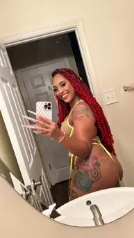 Photo of model @purpkisses