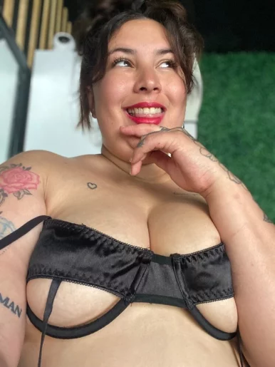 Photo of model @queenthesex