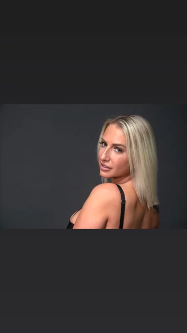 Photo of model @quinnwaters