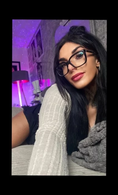 Photo of model @quirkychic96x