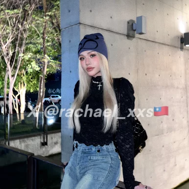 Photo of model @rachael_xxs