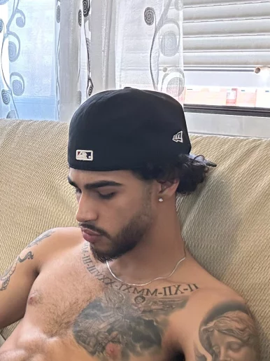 Photo of model @raudaddy