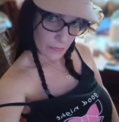 Photo of model @ravensilvermoon