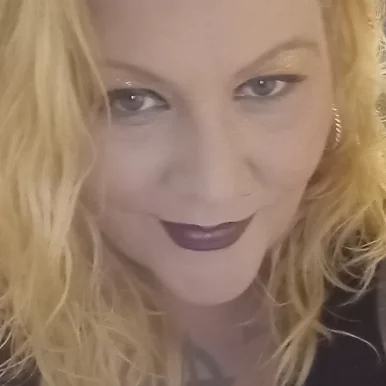 Photo of model @rayarollins