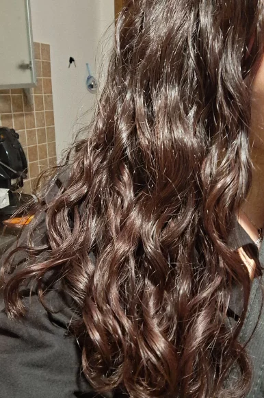 Photo of model @realfloraaa