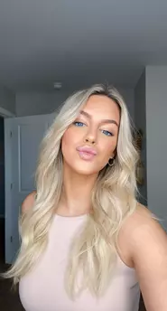 Photo of model @realsandyy