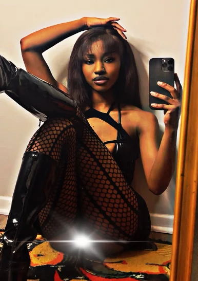 Photo of model @reapercoochie