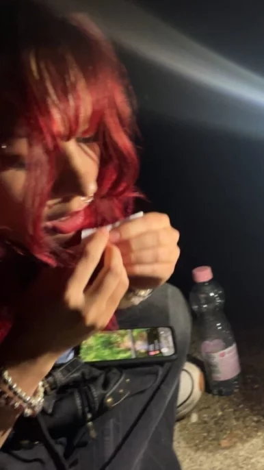 Photo of model @red_velvet420