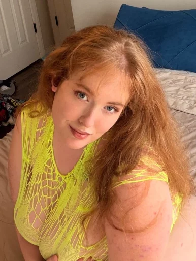 Photo of model @redheadedhoneydoll