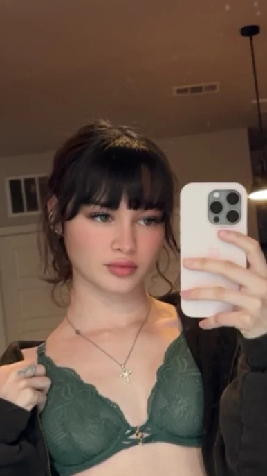 Photo of model @remirawxxx