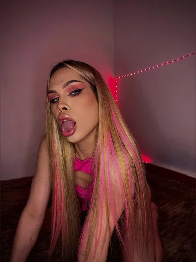 Photo of model @rheatsangel