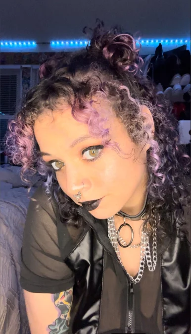 Photo of model @rica.diabeca