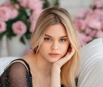 Photo of model @roar_bella