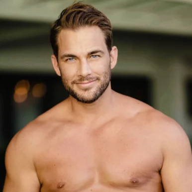 Photo of model @robbieoztv