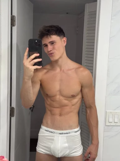 Photo of model @romanvegafree