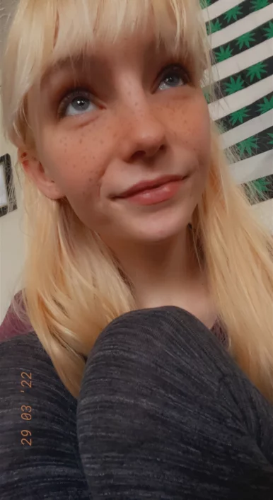 Photo of model @rosebud1214