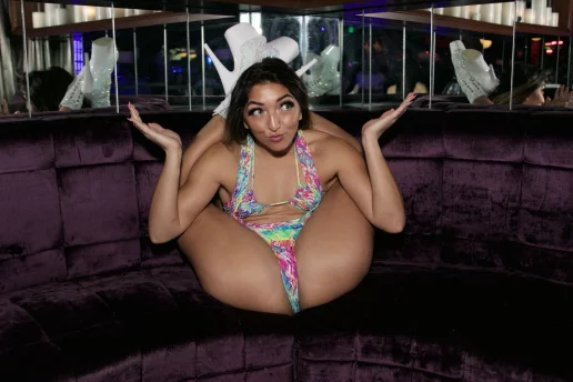 Photo of model @roseisstarfree