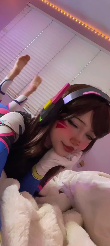 Photo of model @rosylaurenhours