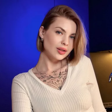 Photo of model @roxy_blakee