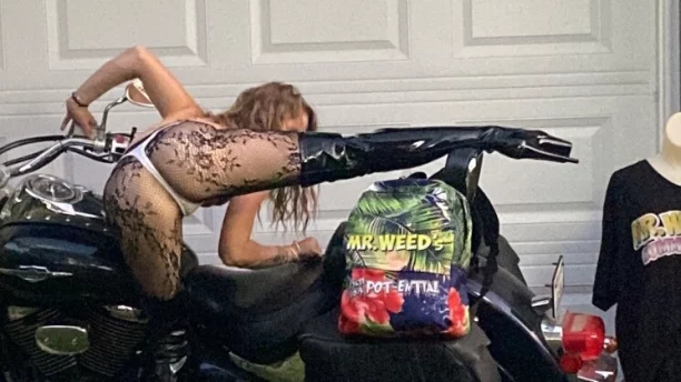 Photo of model @rubia_nextdoor