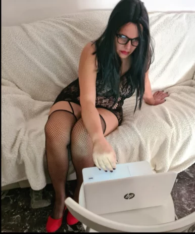 Photo of model @sabrinawifehots