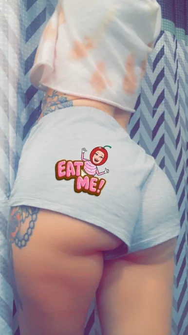 Photo of model @sadiesunflower