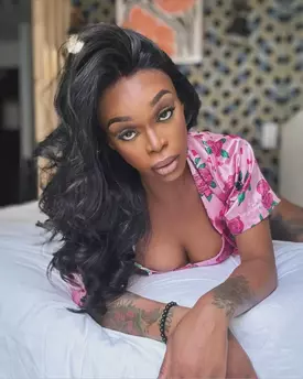 Photo of model @samanthaporsha