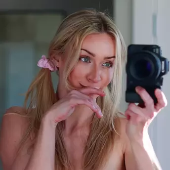 Photo of model @samxxsparksfree