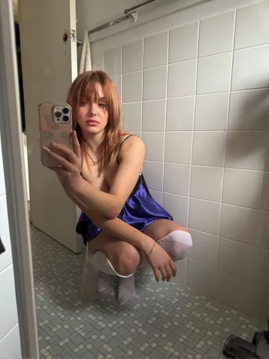 Photo of model @samxxxmedeas