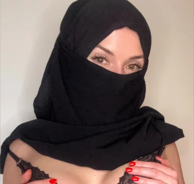 Photo of model @sara.black