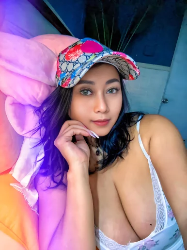 Photo of model @sarah.ardhelia1995