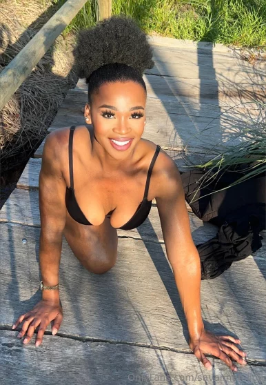 Photo of model @savannah.lion