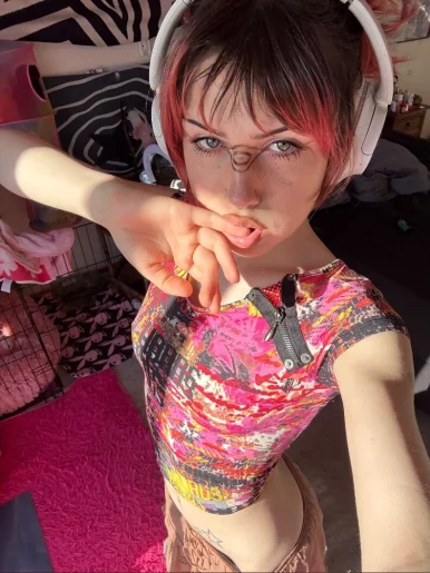 Photo of model @schiz0bimb0