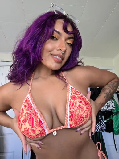 Photo of model @selinaxmarie