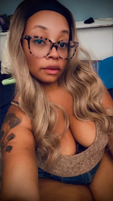 Photo of model @serveonyx