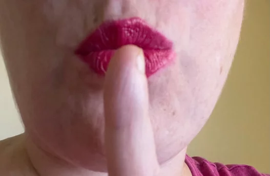 Photo of model @sexylexyred69